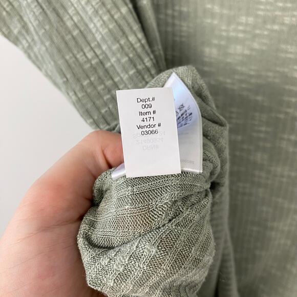 Eddie Bauer Revive Ribbed Scoop-Neck Tee in Sage Curved Hem Green Casual Size XL - Picture 10 of 10